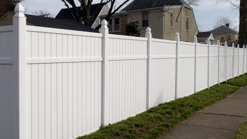 vinyl fencing
