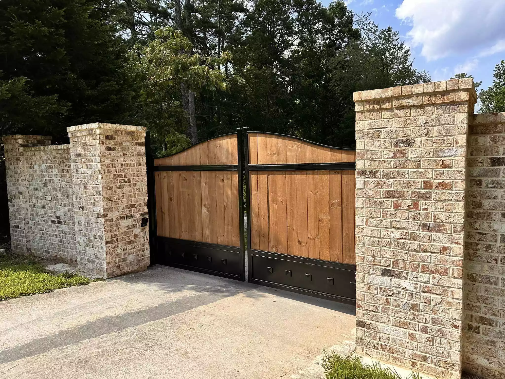 ECA Gate & Lock Services - Residential Gate Installation