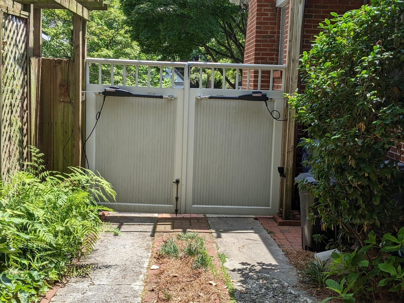 Best automatic gate services near you in Crabapple, GA